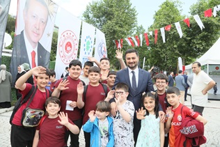 KAĞITHANE MİLLET BAHÇESİ VE TABİAT PARKI HİZMETE AÇILDI